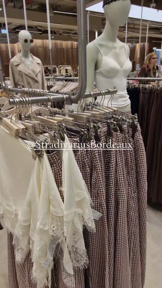 Post 3 by Fashion Style & Outfit Ideas on TikTok (video)