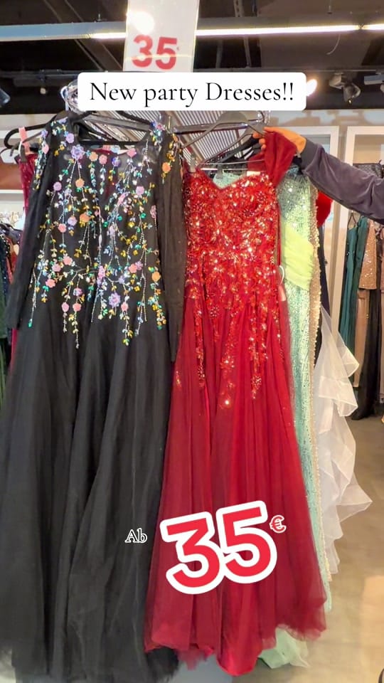 Post 1 by lacaoutlet_ on TikTok (video)
