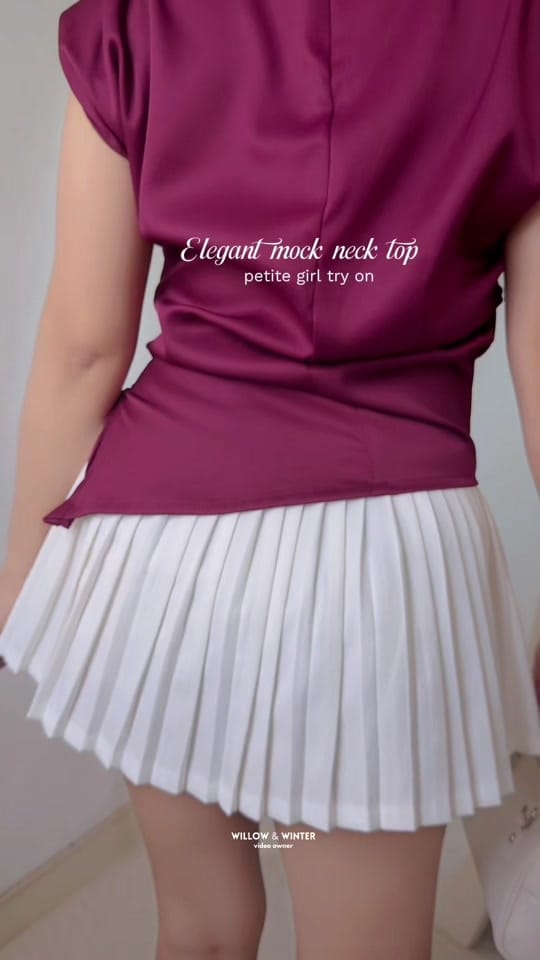Post 9 by 𝒲illow— slim&petite fashion on TikTok (video)