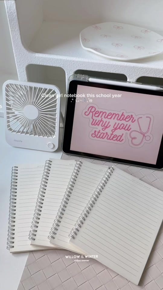 Post 10 by 𝒲illow— slim&petite fashion on TikTok (video)