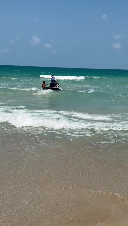 Post 4 by Klickklackj on TikTok (video)