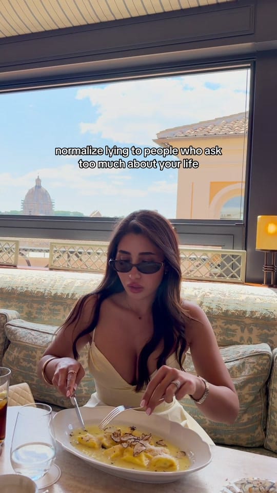 Post 1 by Sepideh on TikTok (video)
