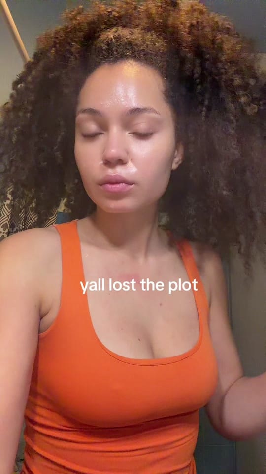 Post 3 by Belle on TikTok (video)