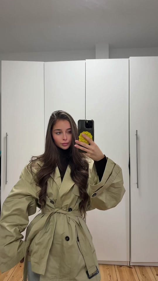 Post 2 by Elisa on TikTok (video)