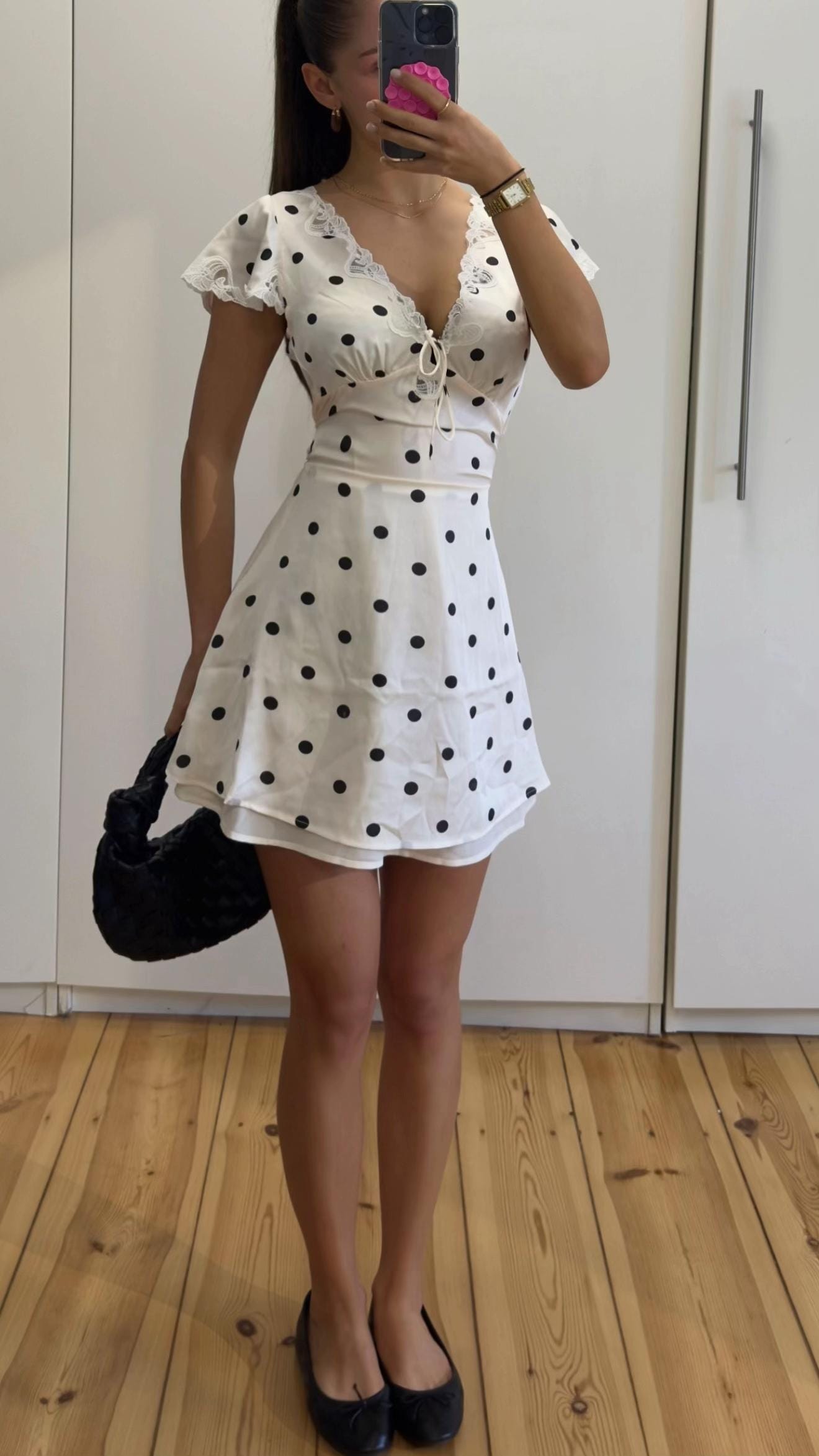 Post 4 by Elisa on TikTok (video)