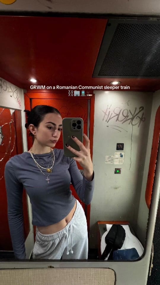 Post 3 by ariannavalentinova on TikTok (video)