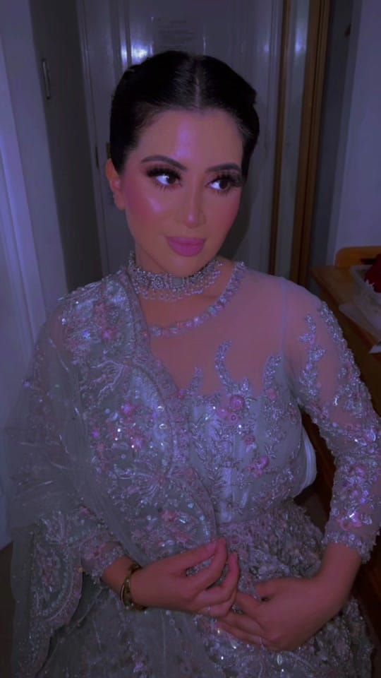 Post 1 by Makeupbymus on TikTok (video)