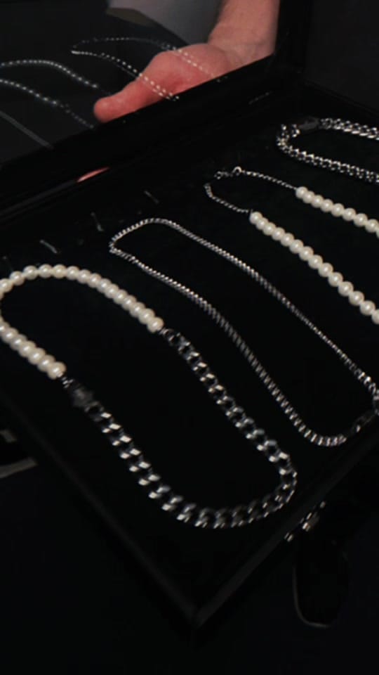 Post 6 by vhgstore ⛓ on TikTok (video)