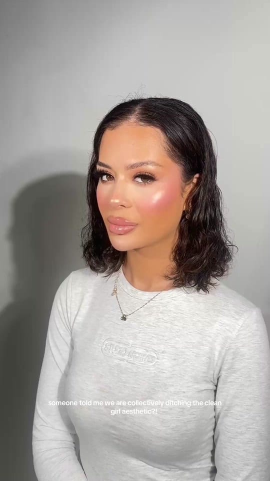 Post 5 by Sarah Aisha Makeup Artist on TikTok (video)
