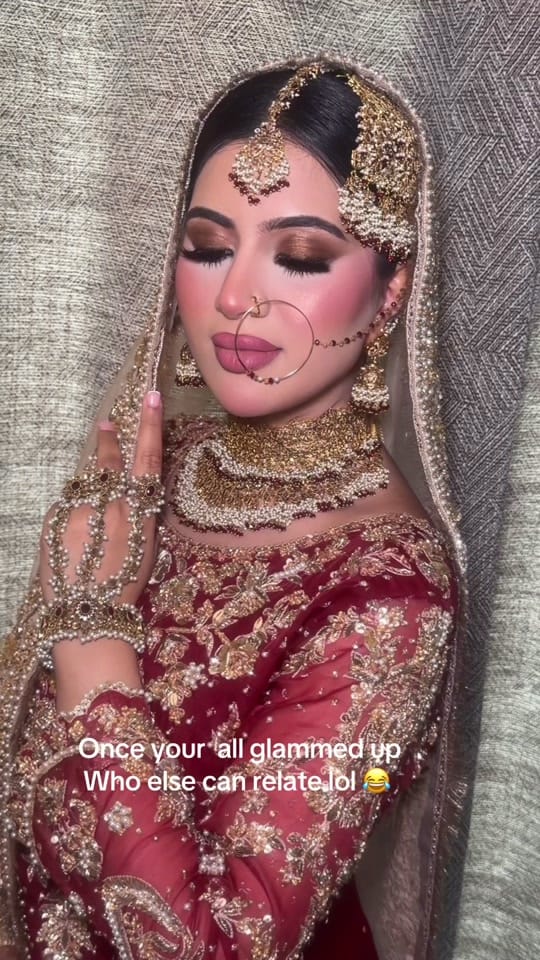 Post 6 by farzana_kamran_mua on TikTok (video)