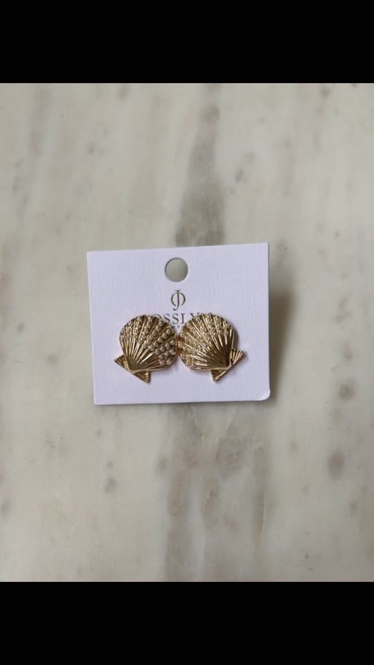 Post 7 by shopkiyanaboutique on TikTok (video)