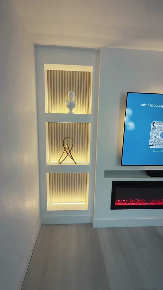Post 7 by Miamitvwalls on TikTok (video)