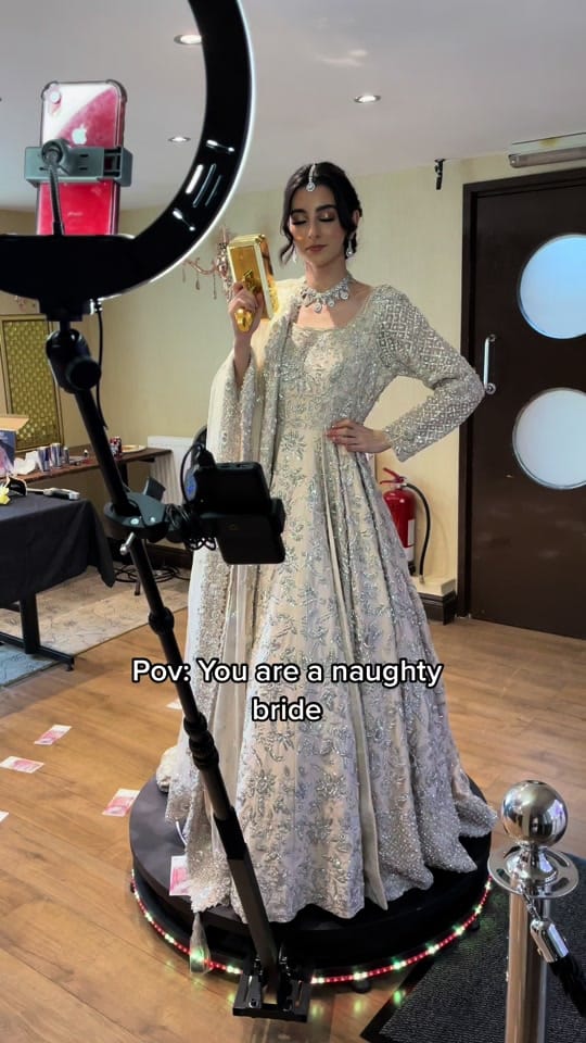 Post 9 by Diana Ali on TikTok (video)