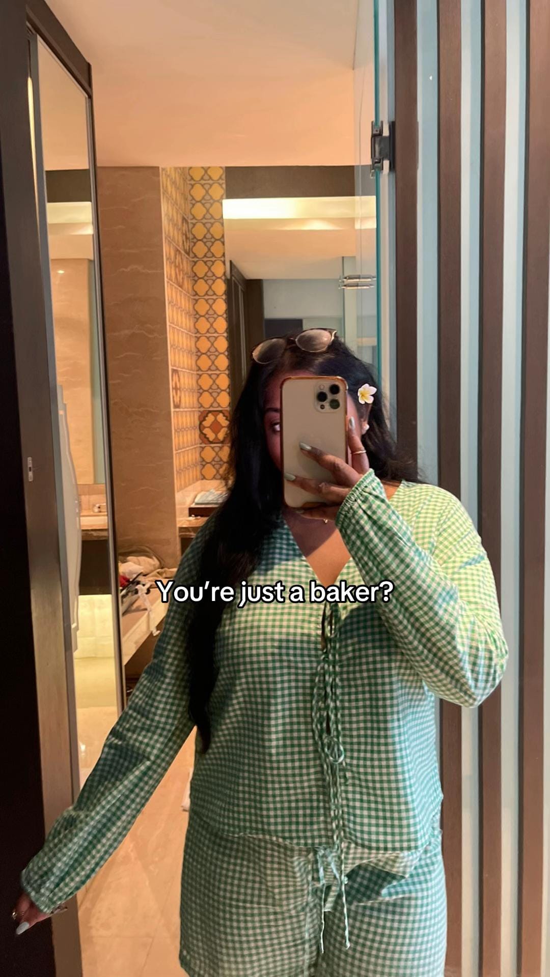 Post 1 by Ivory Flour Cakes on TikTok (video)
