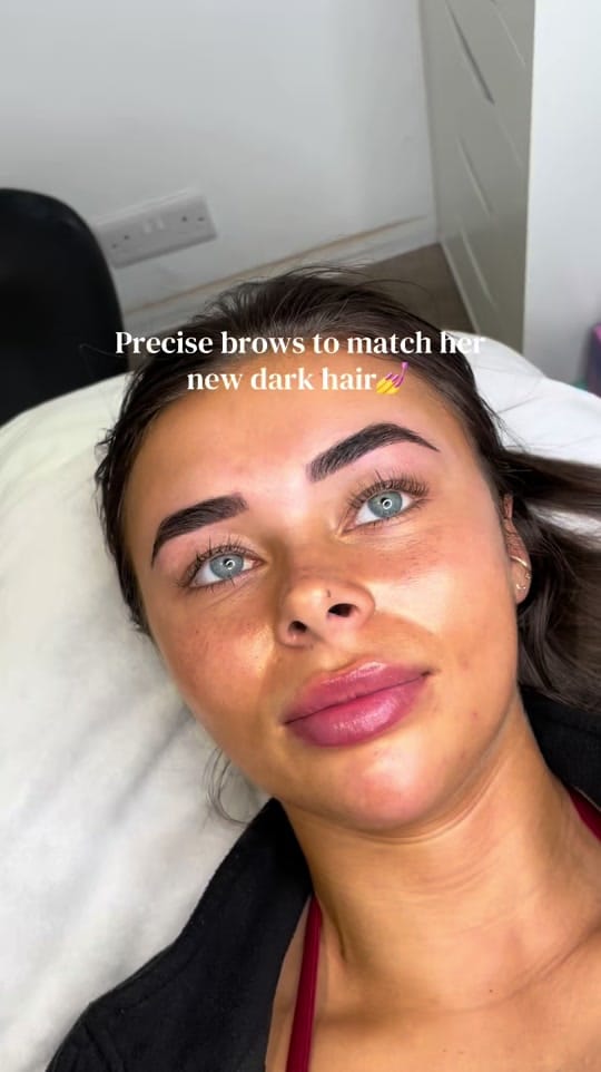 Post 5 by LashesByLucyJane on TikTok (video)