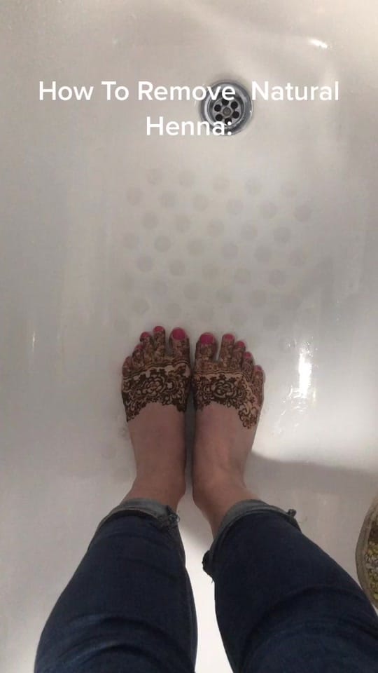 Post 8 by HennabyR on TikTok (video)