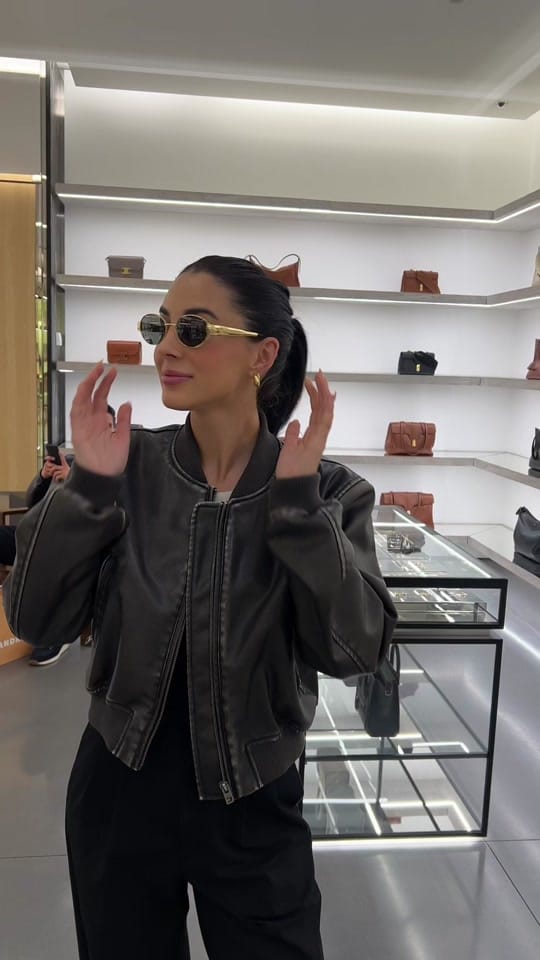 Post 10 by joanna on TikTok (video)