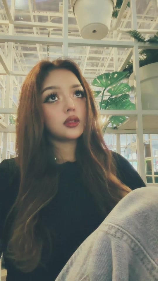 Post 2 by Yoon Sandy Win on TikTok (video)