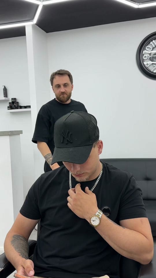 Post 7 by Razvan Strimbu on TikTok (video)