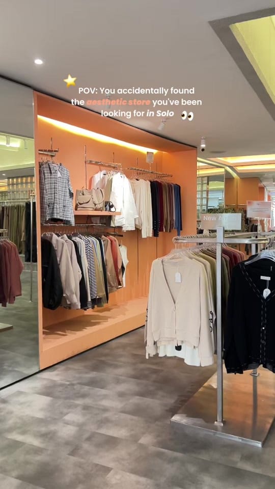Post 7 by Hos of Shopaholic on TikTok (video)