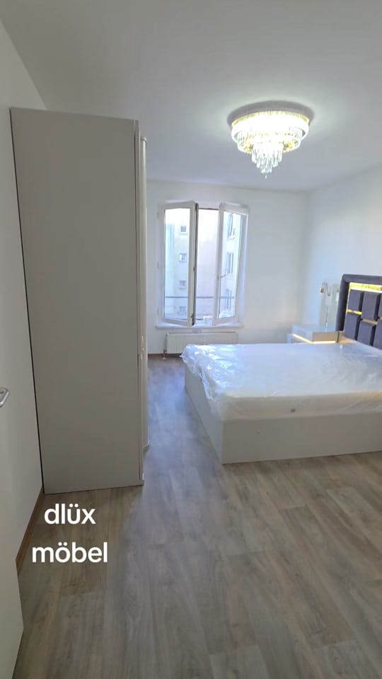 Post 6 by dluxmobel on TikTok (video)