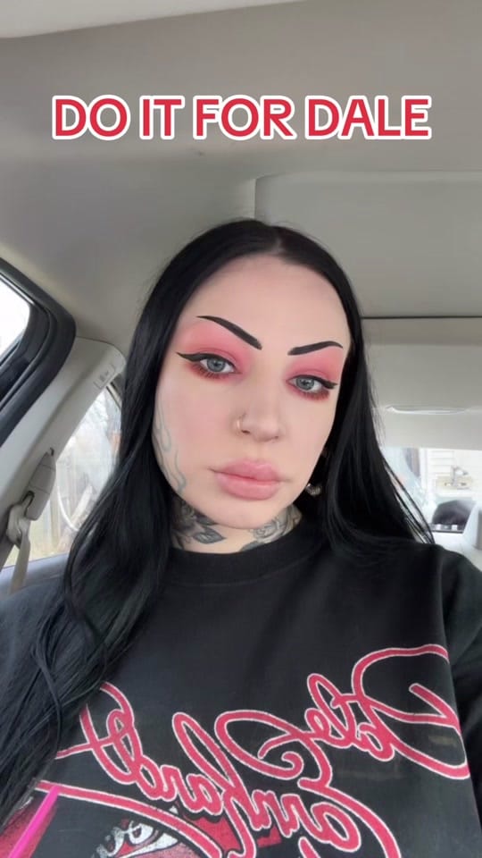 Post 8 by 𝕍𝕚𝕧𝕚𝕒𝕟 𝕃𝕠𝕣𝕖 on TikTok (video)