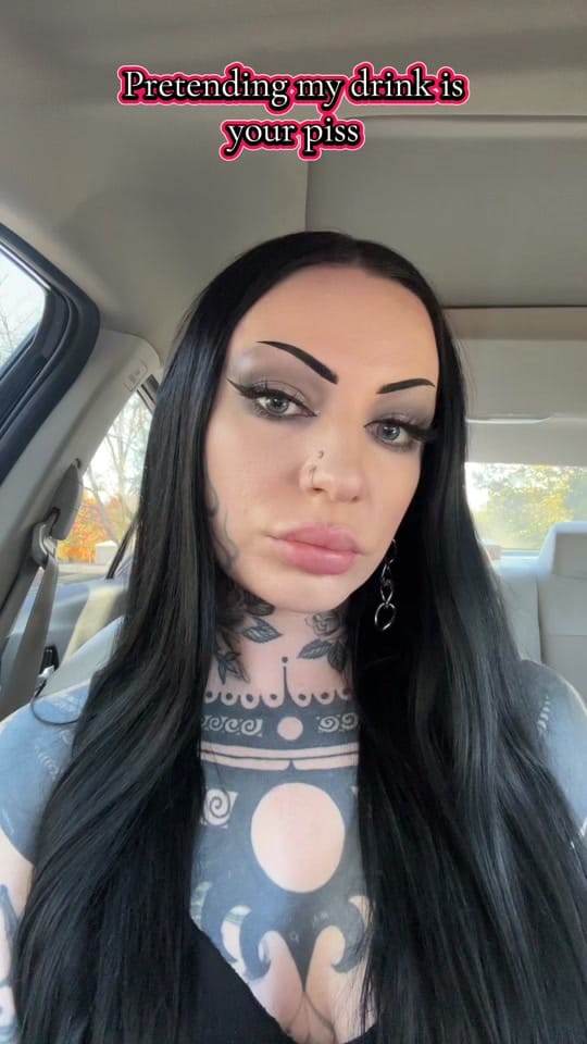 Post 10 by 𝕍𝕚𝕧𝕚𝕒𝕟 𝕃𝕠𝕣𝕖 on TikTok (video)