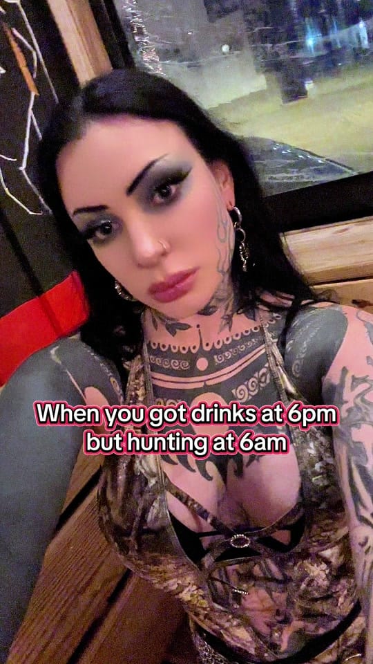 Post 3 by 𝕍𝕚𝕧𝕚𝕒𝕟 𝕃𝕠𝕣𝕖 on TikTok (video)