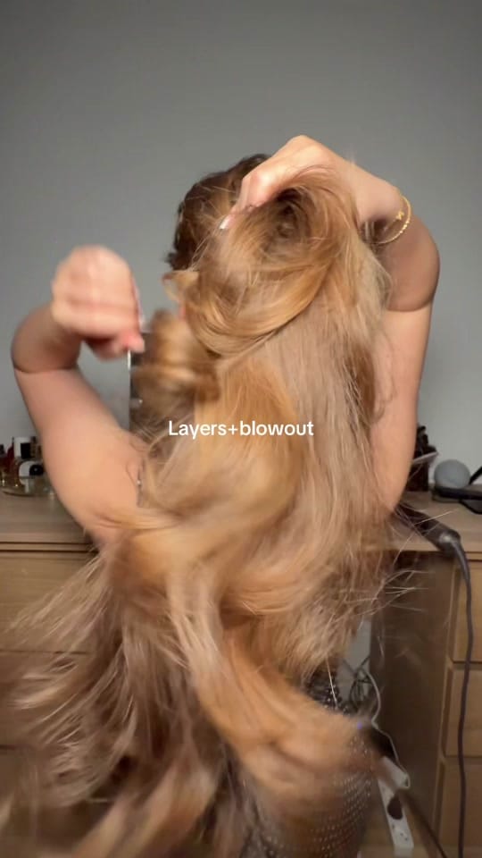 Post 3 by careaboutyour_hair💘 on TikTok (video)
