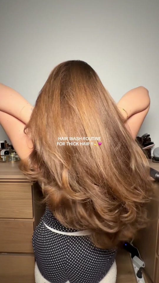 Post 6 by careaboutyour_hair💘 on TikTok (video)