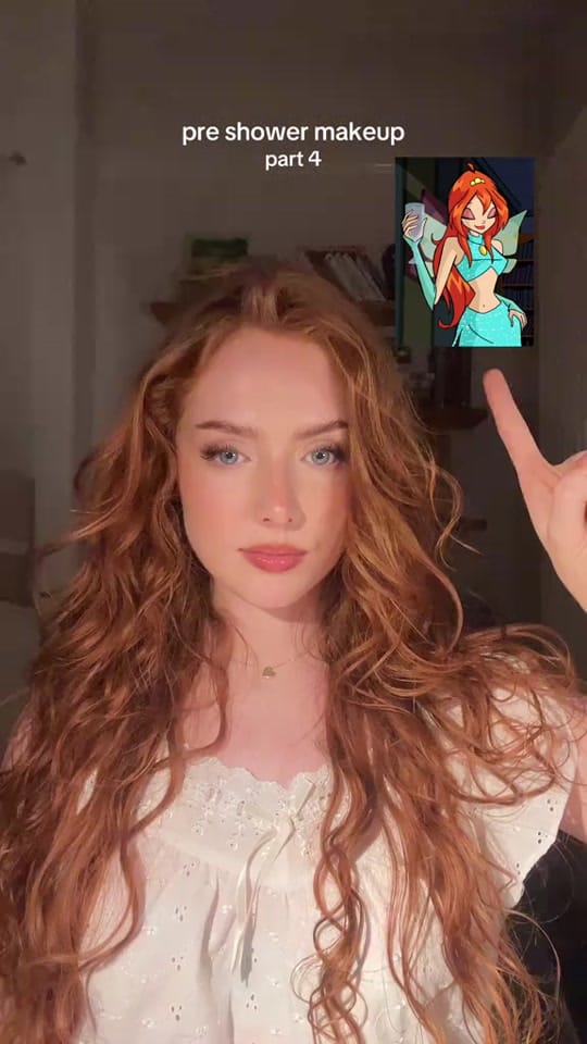 Post 1 by FlorasisMakeup on TikTok (video)