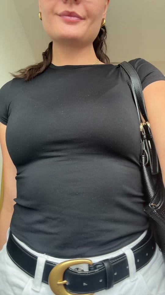 Post 5 by Diellza🍓 on TikTok (video)