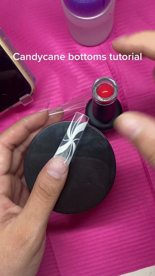 Post 8 by Puff pretty nails on TikTok (video)