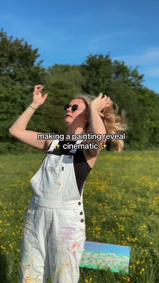 Post 7 by elllpaints🌻 | curly artist🌀 on TikTok (video)