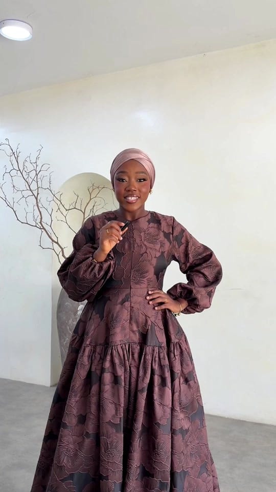 Post 1 by Amina Zaid Label on TikTok (video)