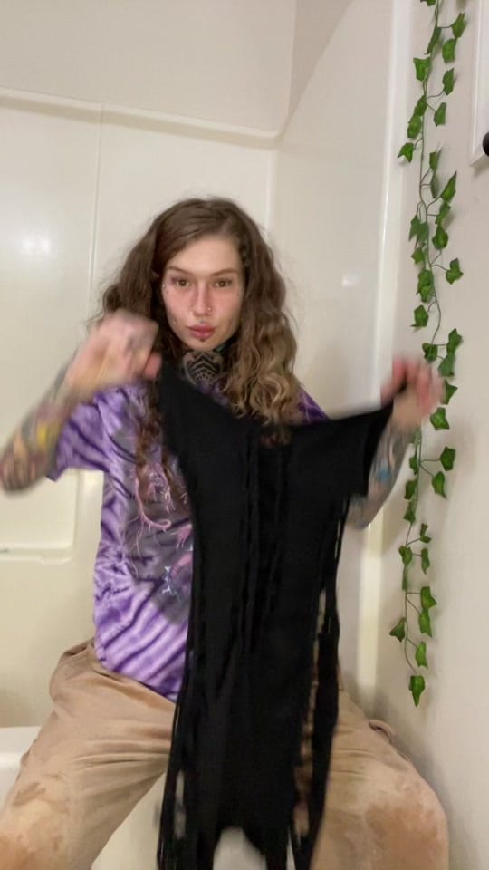 Post 9 by piscedelic witch on TikTok (video)