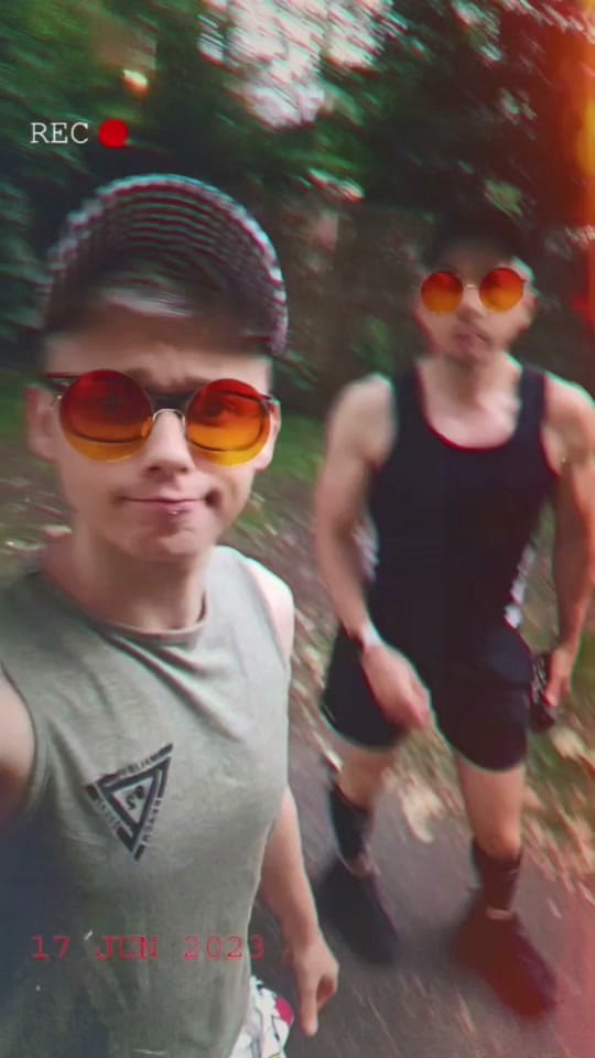 Post 10 by Creyzoll on TikTok (video)