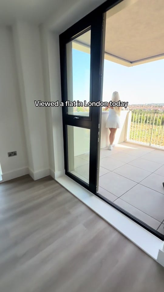 Post 9 by _olart on TikTok (video)