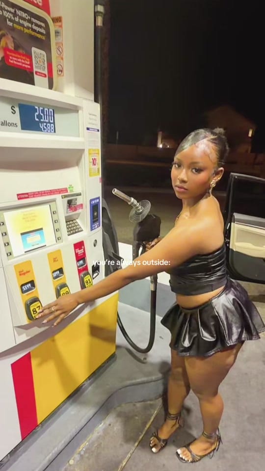 Post 4 by iyanna on TikTok (video)