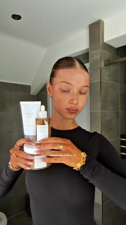Post 2 by Everbeaut on TikTok (video)
