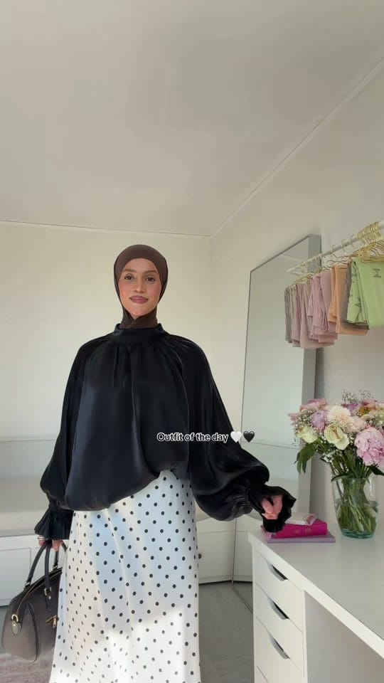 Post 9 by dalo on TikTok (video)