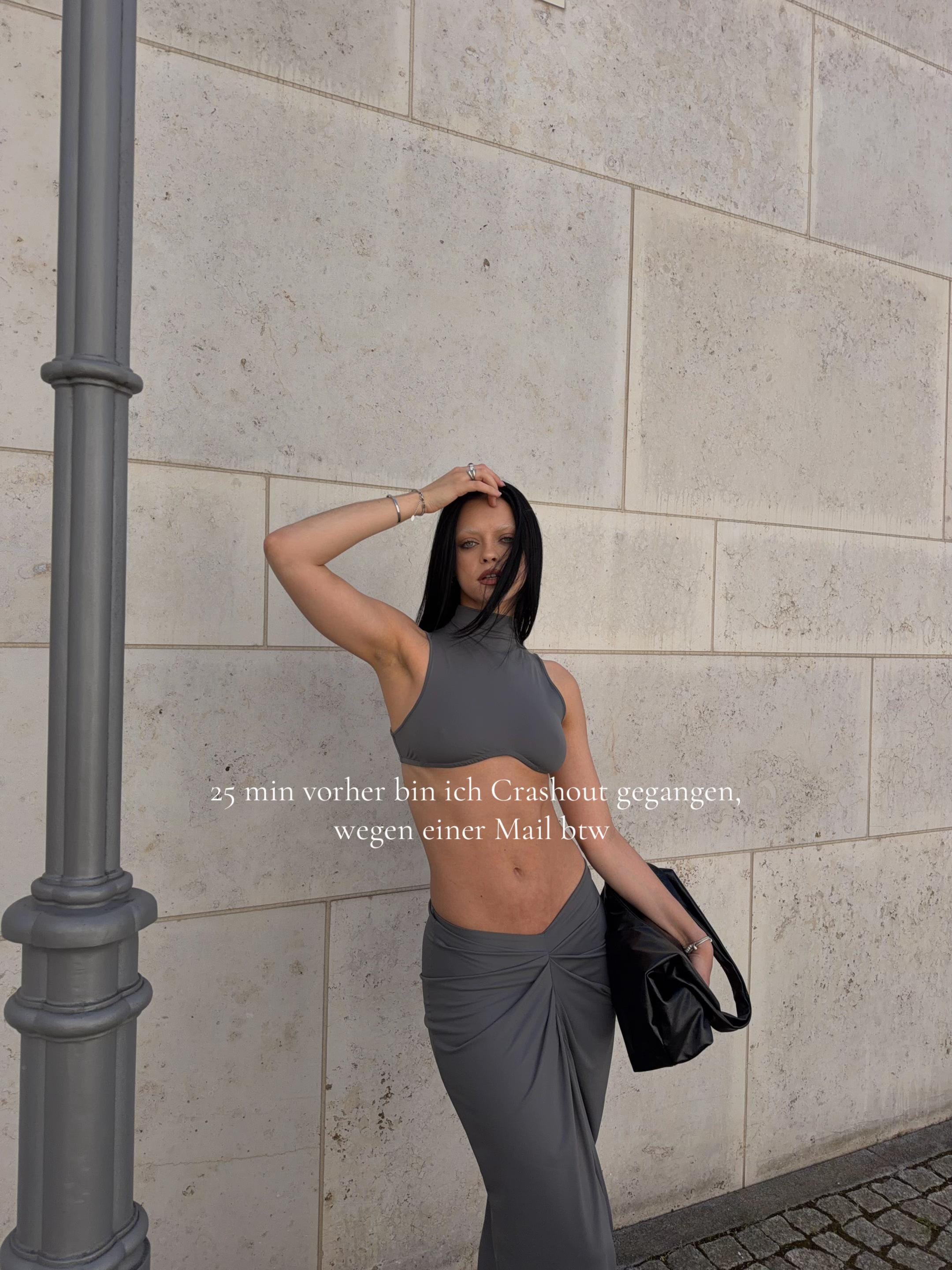 Post 3 by Vanessa on TikTok (video)