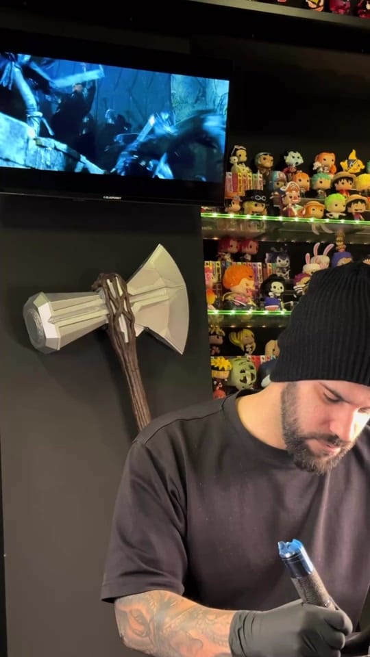 Post 9 by danielcastro_tattooartist on TikTok (video)