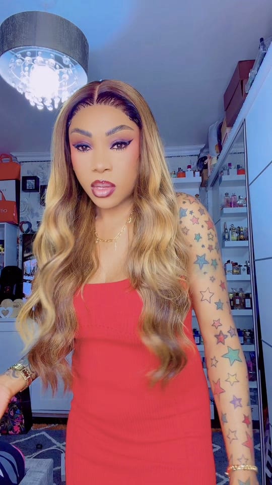 Post 2 by Sexysandyglams on TikTok (video)