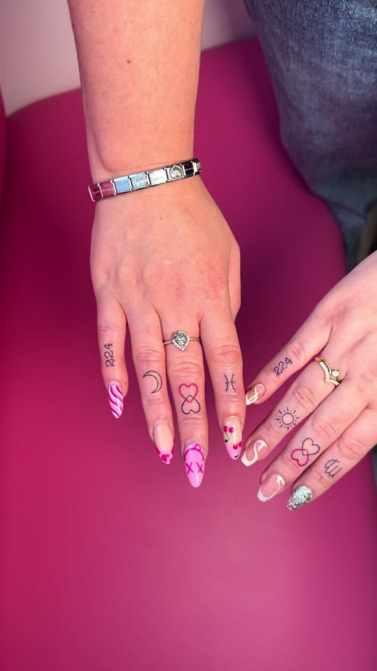 Post 7 by Taylors Tiny Tattoos on TikTok (video)