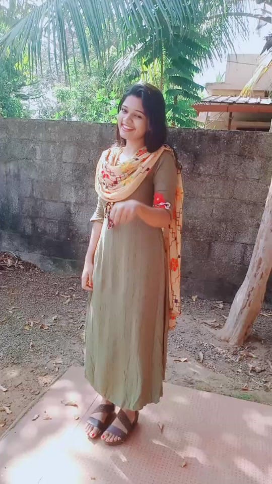 Post 5 by Sneha Joshy on TikTok (video)