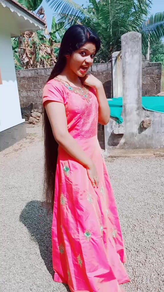 Post 8 by Sneha Joshy on TikTok (video)