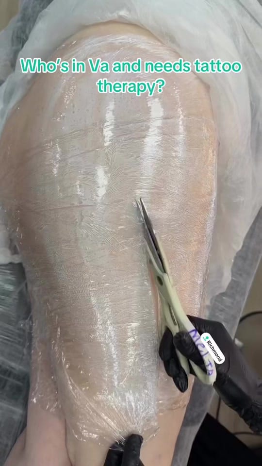 Post 3 by laura_tat3 on TikTok (video)