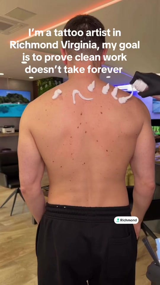 Post 4 by laura_tat3 on TikTok (video)