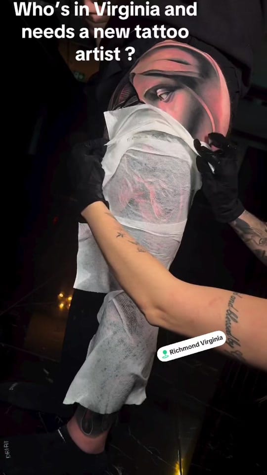 Post 9 by laura_tat3 on TikTok (video)